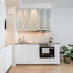 Mint Premium With Ac Center * Varsovie