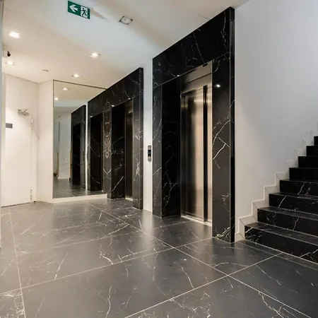 Mint Premium With Ac Center Warsaw